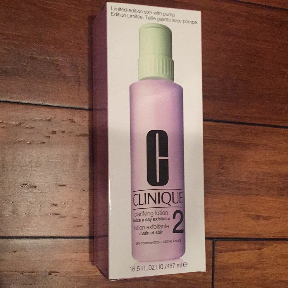 NWT. Clinique clarifying lotion